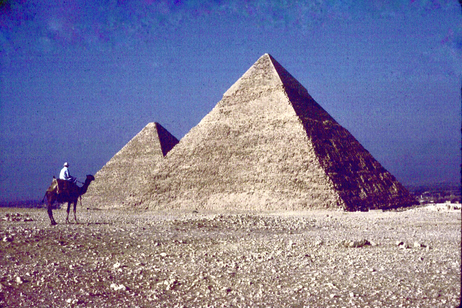 Image of Egypt pyramids